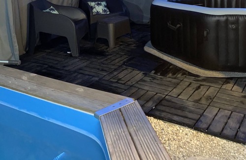 Bondy Casa | Vrbo Property