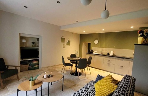 Le Louverot Apartamento | Vrbo Property