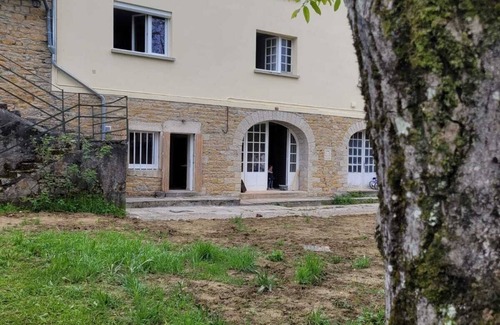 Le Louverot Apartamento | Vrbo Property