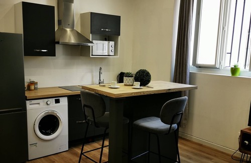 Baille Apartamento | Vrbo Property