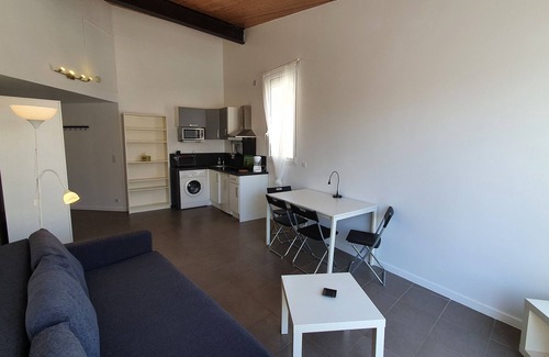 La Madeleine Apartamento | Vrbo Property