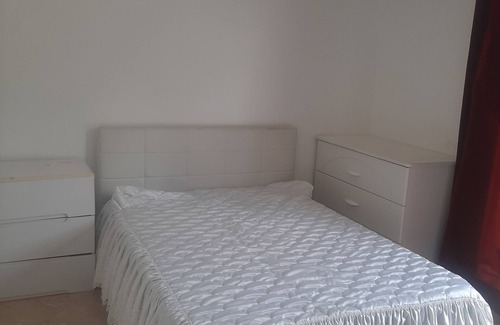 Noisy-le-Sec Cama Y Desayuno | Vrbo Property