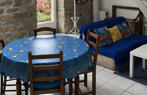 Primelin Casa | Chateau / Country House