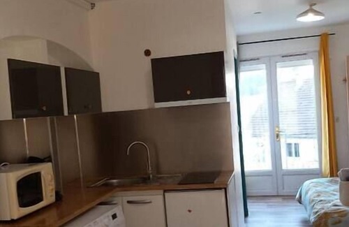 Puiseux-en-France Apartamento | Vrbo Property