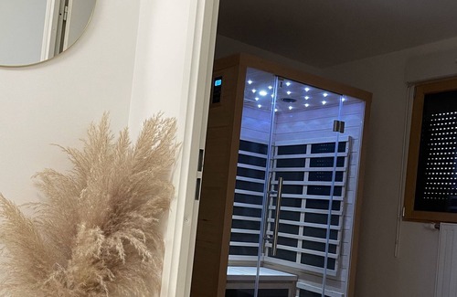 Vaux-le-Penil Casa | Vrbo Property