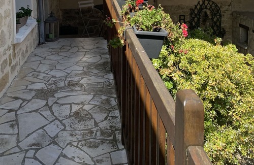 Viarmes Casa | Vrbo Property