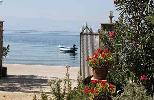 Kala Nera Apartamento | Vrbo Property