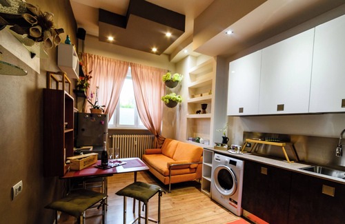 Alba Apartamento | Vrbo Property