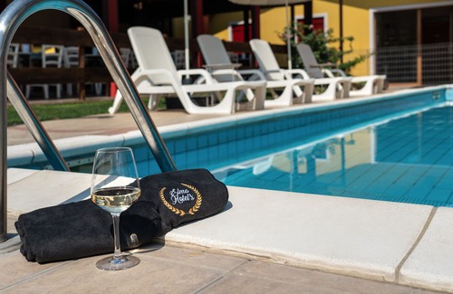 Cola Apartamento | Vrbo Property