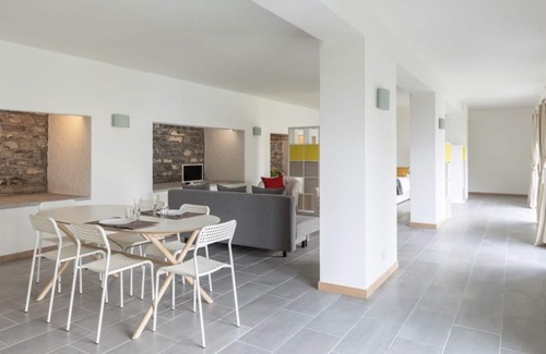 Riva Apartamento | Vrbo Property