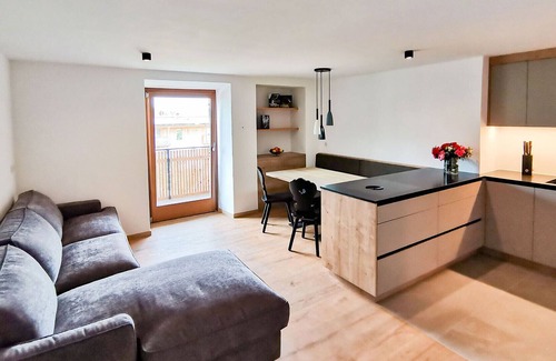 Naz Apartamento | Vrbo Property