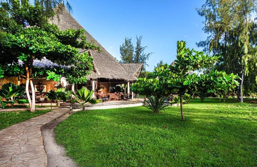 Paje Hotel | VRclub Paje Palms Beach Resort