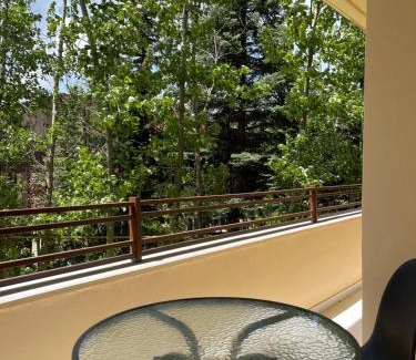 Tsaghkadzor Apartamento | VRhome Hilly Side