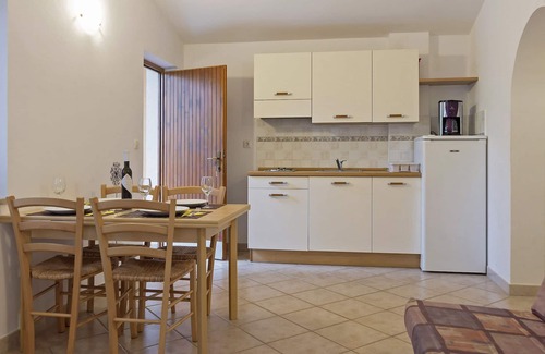 Krnica Apartamento | Vrtline in Krnica - Istrien / Vrtline in Krnica - Appartement für 5 Personen