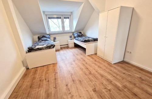 Bergisch Gladbach Apartamento | VS Workers Apartment T1-6