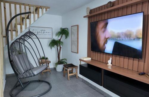 Arecibo Pueblo Apartamento | VSS La Puntilla in Arecibo - Stylish Coastal Getaway