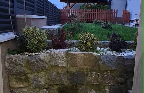 Prague 12 Apartamento | Vu's Home - Apartment Garden - 30m2