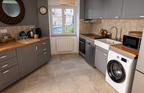 Matignon Casa | Vrbo Property