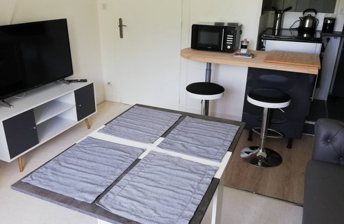 Excideuil Apartamento | Estudio-Apartamento-Baño con ducha-Vista a lugar emblemático-Studio