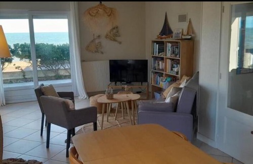 Ver-sur-Mer Casa | Vue exceptionnelle en front de mer, 8 personnes