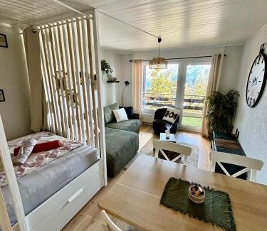 Randogne Apartamento | Vue imprenable sur les Alpes et Parking privé gratuit