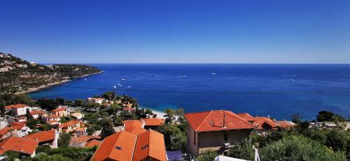 Roquebrune-Cap-Martin Apartamento | Vue magnifique, piscine privée chauffée et sauna à 10min de Monaco