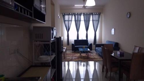 Titiwangsa Sentral Apartamento | VUE RESIDENCES SERVICE SUITE - 2 rooms for 4 pax