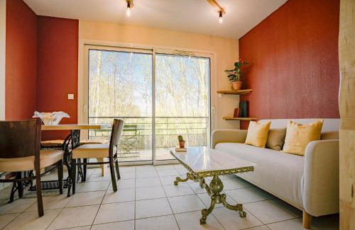 Aiguelèze Apartamento | Vue sur le golf chez les grats-piscine-clim