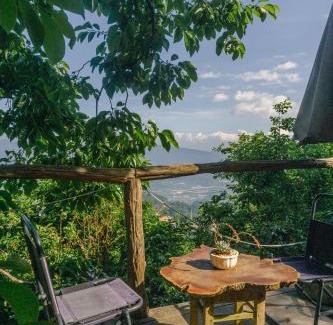 Da Lat Otro | Vuon Hong Le Phuc-Cau Dat Glamping Retreat Da Lat