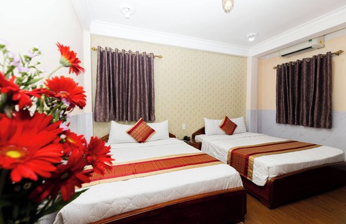 Phuong 6 Hotel | Vuon Tao Dan Hotel Near Ben Thanh Market