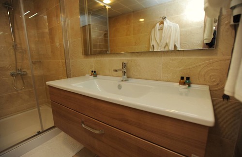 Akcaabat Hotel | Vurna Butik Hotel