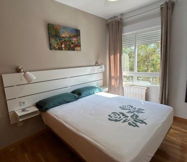 Ciudad Real Apartamento | VUT EL PARQUE -con piscina en verano - APARCAMIENTO EN CALLE Y PARKING GRATIS EN EL CENTRO