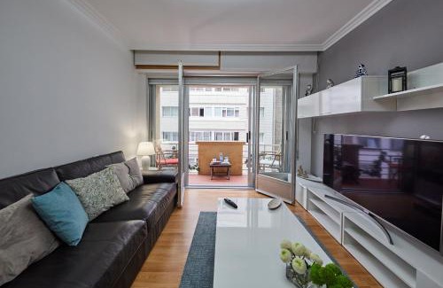 El Ensanche Zona Nuova Casa | Vut Salvador Santiago