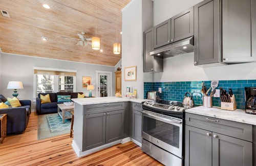 Folly Beach Casa | W Cooper 317