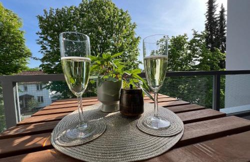 Celle Apartamento | W&D living - FeWo Kleines Italien mit Parkplatz und Balkon