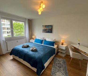 Celle Apartamento | W&D living - FeWo Kleines Italien mit Parkplatz und Balkon