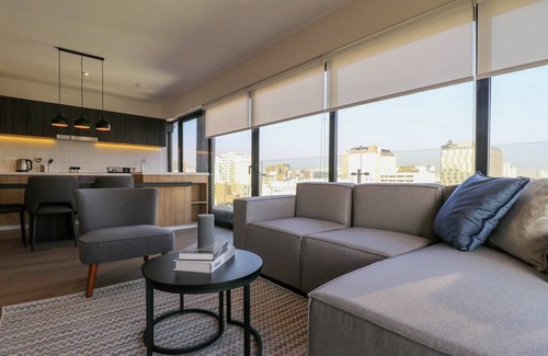 Reducto Apartamento | w Divine 3BR w Balcony Near Larcomar