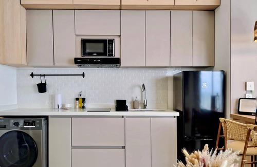 Urbanizacion Eliana Apartamento | w Elegant 1BR in Crespo