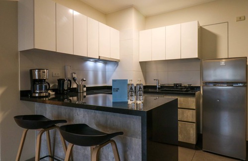 Centro Financiero de San Isidro Apartamento | w Extraordinary 2BR w Balcony in San Isidro