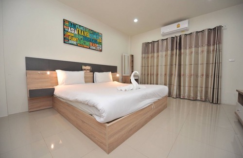 Mai Khao Hotel | W Hostel