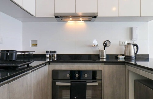 Barranco Apartamento | w Iluminating 1BR w AC Near Central Restaurante