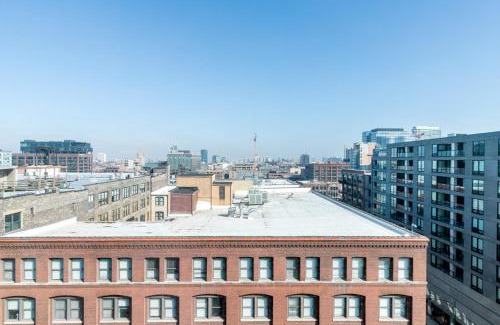 West Loop Apartamento | W Loop 1BR w Pool Gym nr Fulton Mkt CHI-293