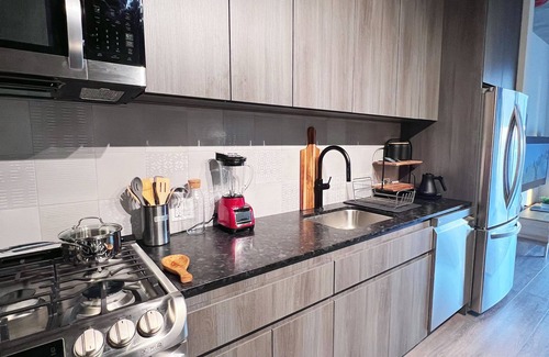 West Town Apartamento | West Loop, Downtown 1BR Luxury Bldg, Gym,Pool, Rooftop,W/D, Walk to Fulton Mkt
