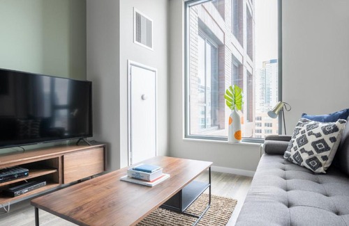West Loop Apartamento | W Loop Studio w Pool Gym nr Restaurant Row CHI-264