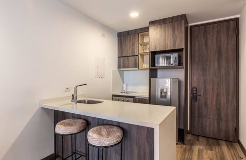Chico Norte III Apartamento | w* | Luxury 1BR w/ Great Terrace in Chico