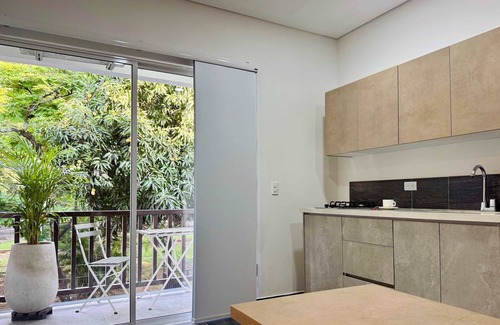 Cali Apartamento | w Marvelous Loft w Fantastic Balcony in Cali