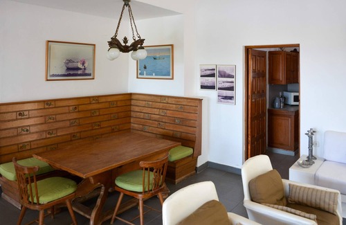 Pisco Casa | w Modern 5BR With Private Pool in Paracas
