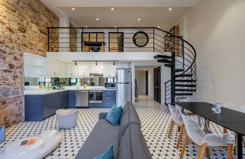 Casco Viejo Apartamento | w Modern Duplex in San Felipe