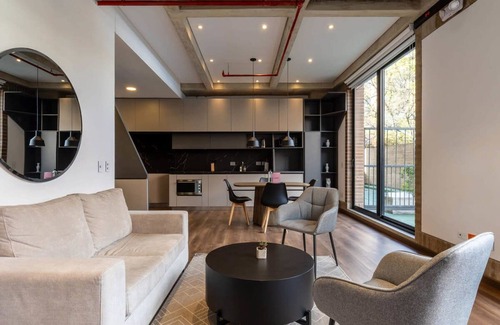 Chico Reservado Apartamento | w Monochrome Loft With Terrace in Parque 93