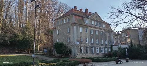 Szczawno-Zdroj Apartamento | W parku przy teatrze